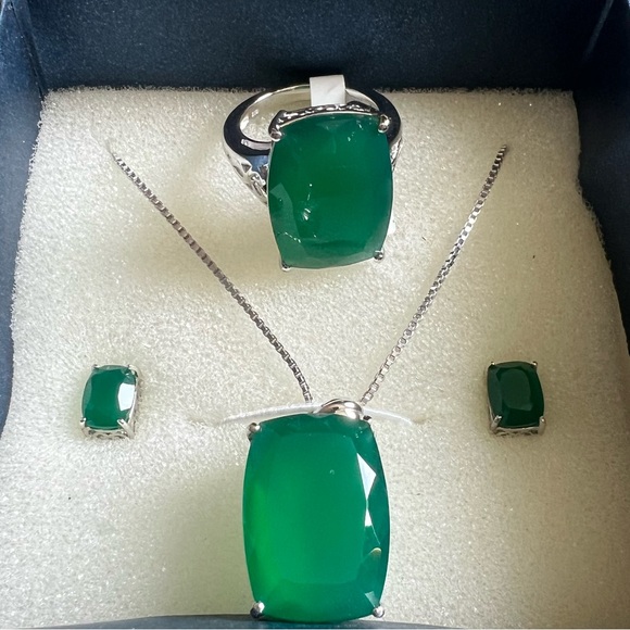 Green Onyx Rhodium Over Sterling Silver Ring Earrings And Necklace Set